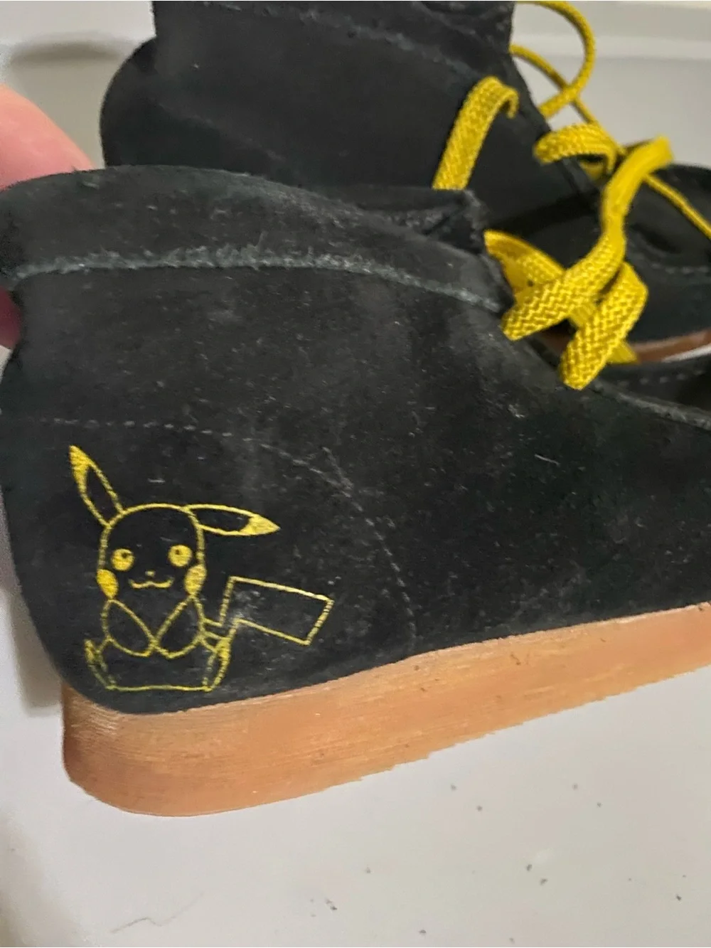 Clarks Original Pokemon Wallabee Mist Pikachu Suede Black Boot Shoe Kids US 13W